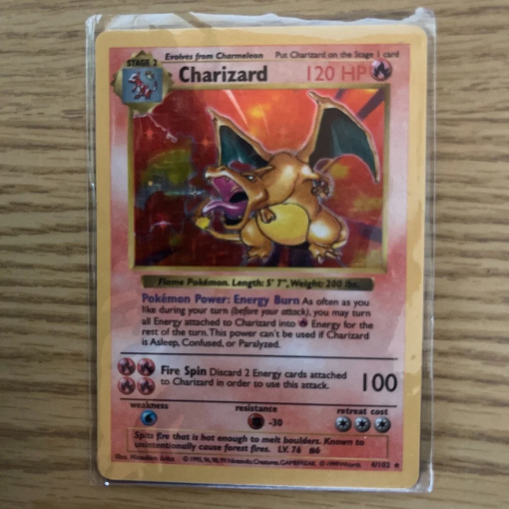 Charizard Pokémon Card - Picture 3 of 3